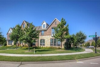 Building Photo - 7000 Kickapoo Dr