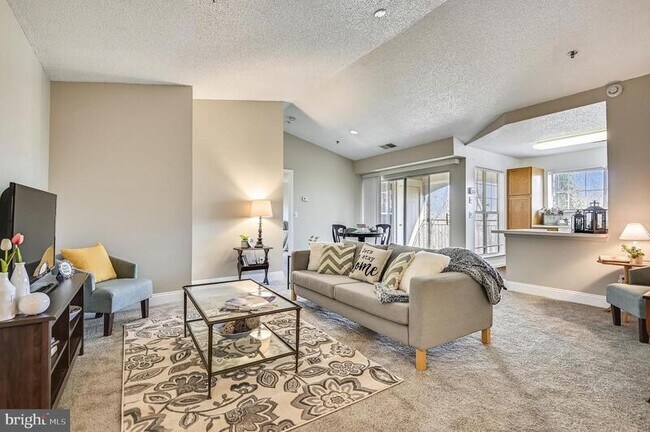 Foto del edificio - 45 Ashlar Hill Ct