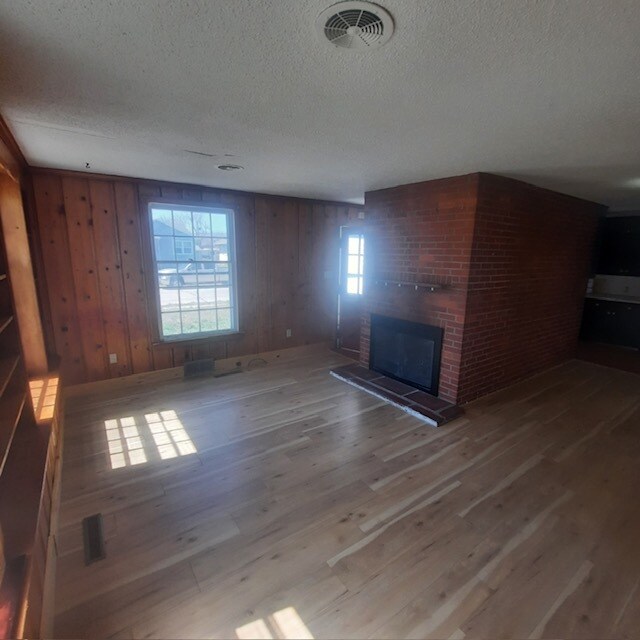 Foto del edificio - 1234 McDonald Ave