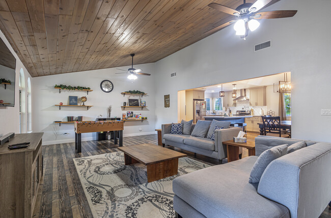 Building Photo - 28791 Yosemite Springs Pkwy