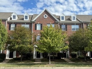 Building Photo - 117 9th St NW