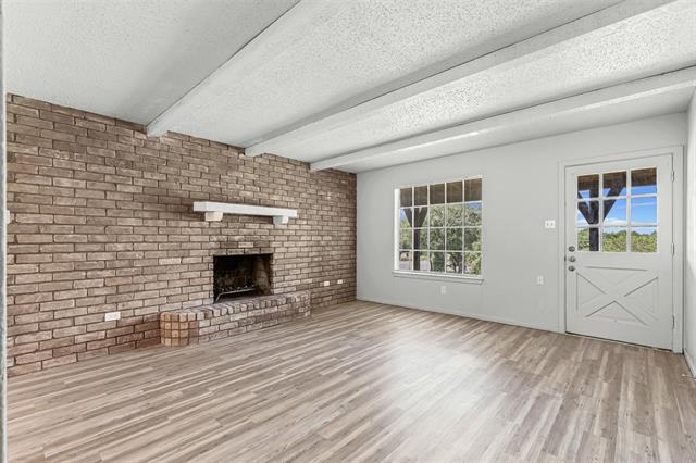 Building Photo - 2530 East US Hwy 377