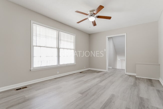 Building Photo - Charming 3 Bedroom in Phenix City!