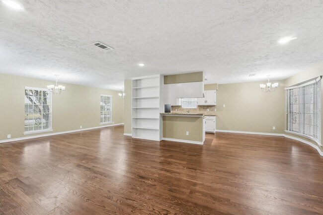 Foto del edificio - 4122 Regency Dr