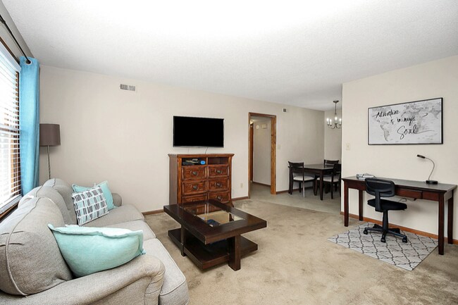 Building Photo - 305 Beaty Rd