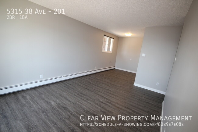 Photo du bâtiment - 2Bed/1Bath Beautiful Suite Taber Manor Com...