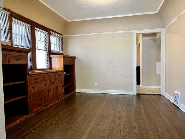 Foto del edificio - 4645 N 38th St