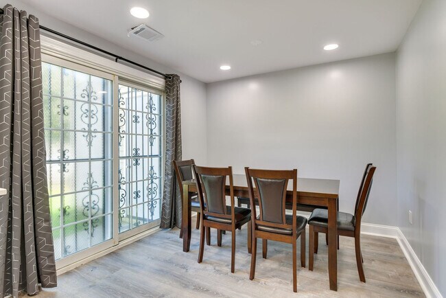Building Photo - 11327 Joyceton Dr