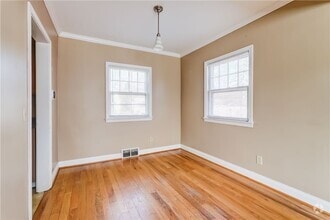 Building Photo - 110 Westmoreland Dr