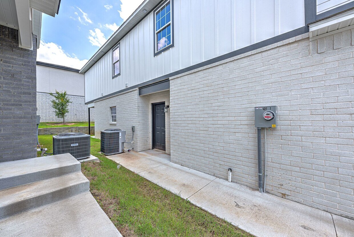 Foto del edificio - 927 S Benchmark Ln
