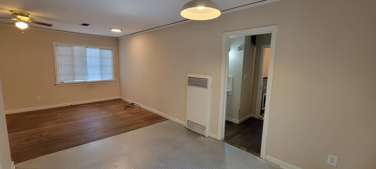 Foto principal - 1624 Myrtle St