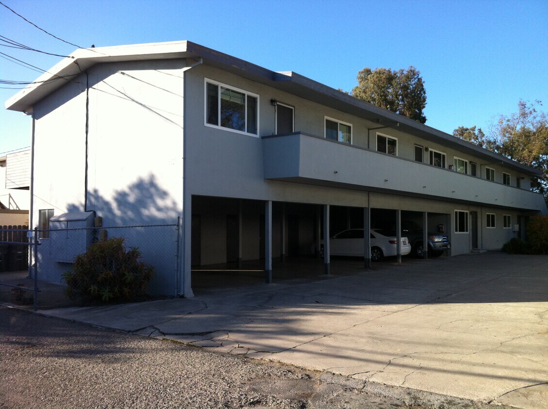 Building Photo - 512 19th Ave