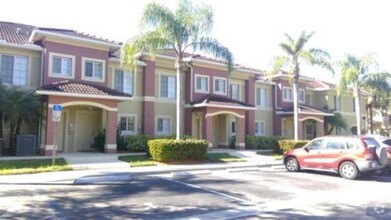 Building Photo - 12000 Rain Brook Ave
