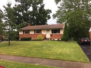 Building Photo - 9490 Wynnecrest Dr