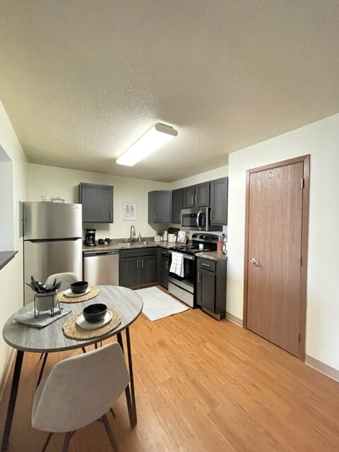 Building Photo - Sun Prairie & Vista Court