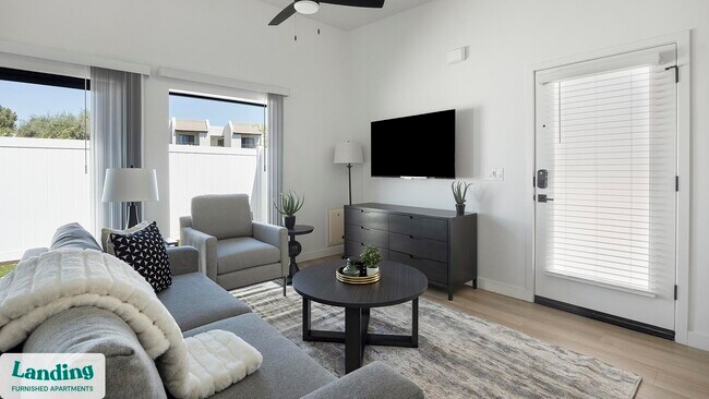 Foto del edificio - 2121 W Butler Dr