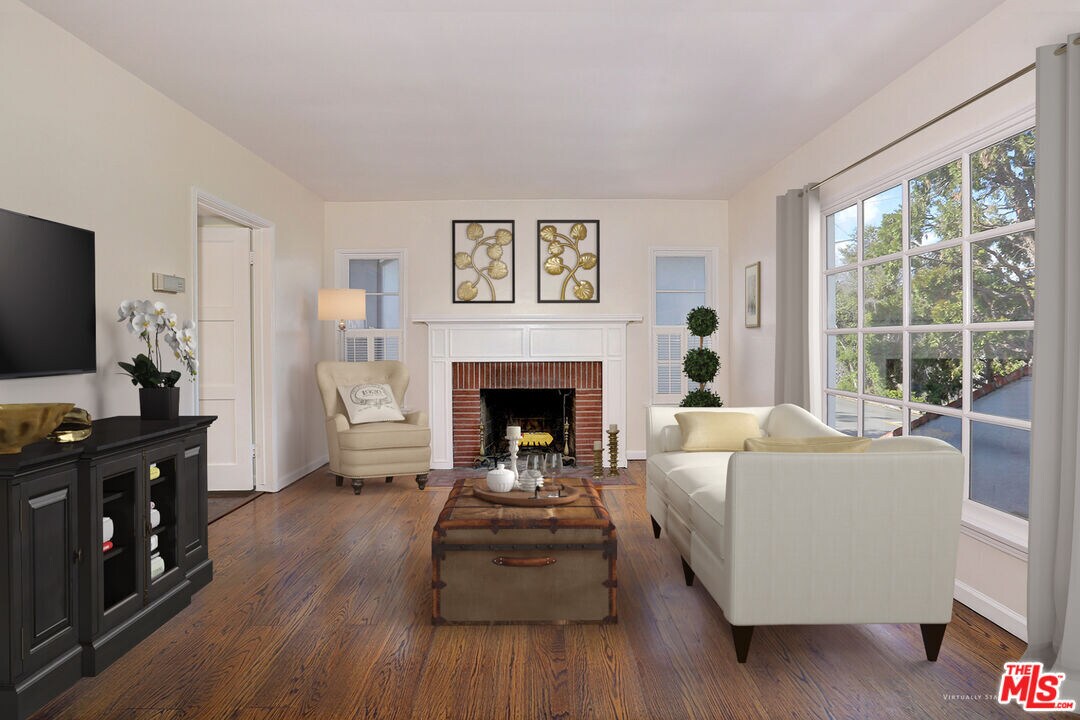 Foto principal - 311 S Church Ln