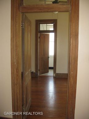 Building Photo - 802 Fern St