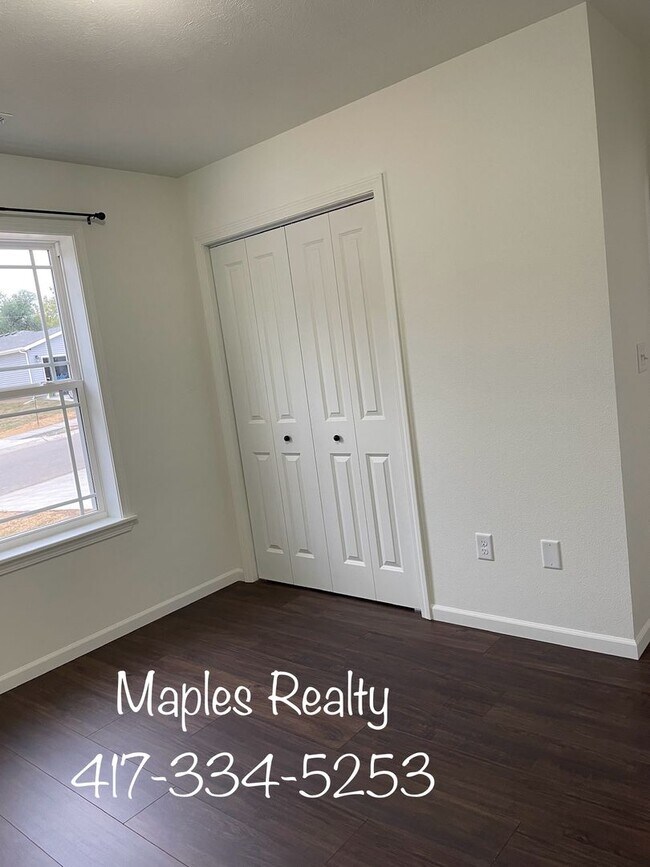 Foto del edificio - NEW CONSTRUCTION SINGLE FAMILY HOME ~  3 bed, 2 bath HOME in Hollister MO