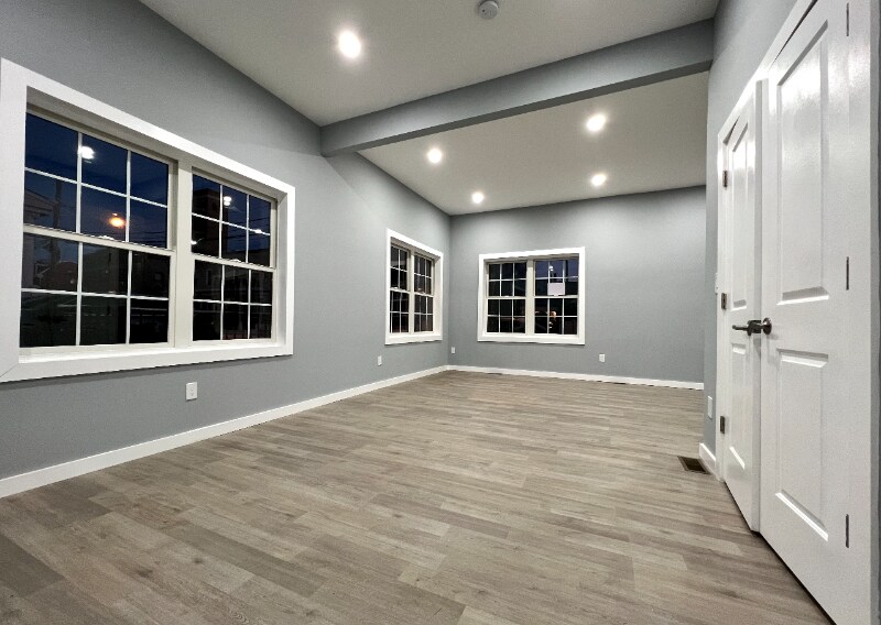 304 Cleveland Ave Unit 1B, Harrison, NJ 07029 Room for Rent in