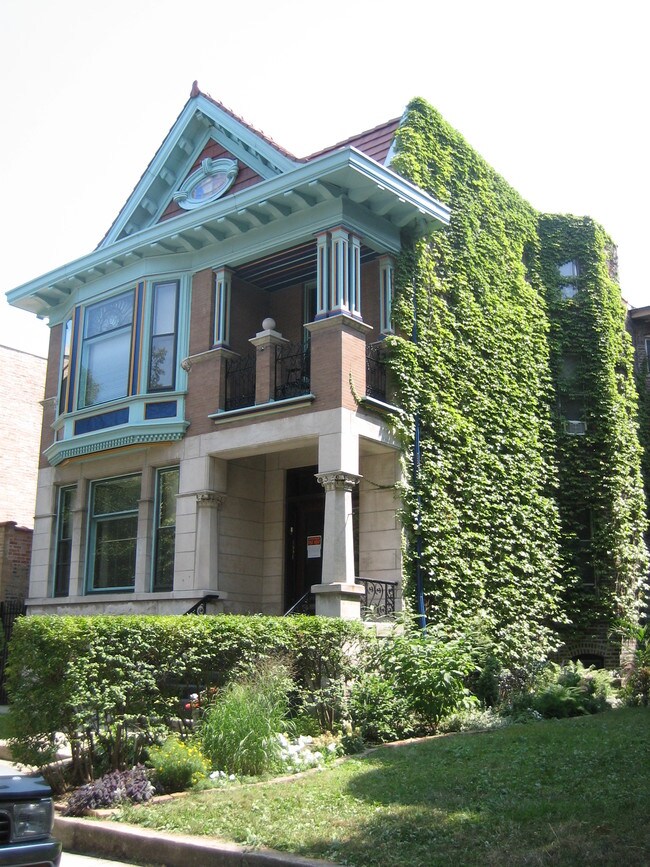 on tree lined Concord Place - 2113 W Concord Pl