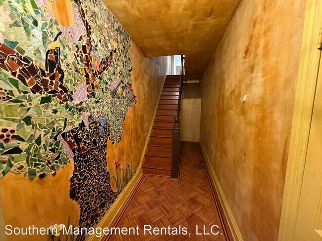 Foto del edificio - 1 br, 1 bath House - 658 Linden Ave 2nd floor