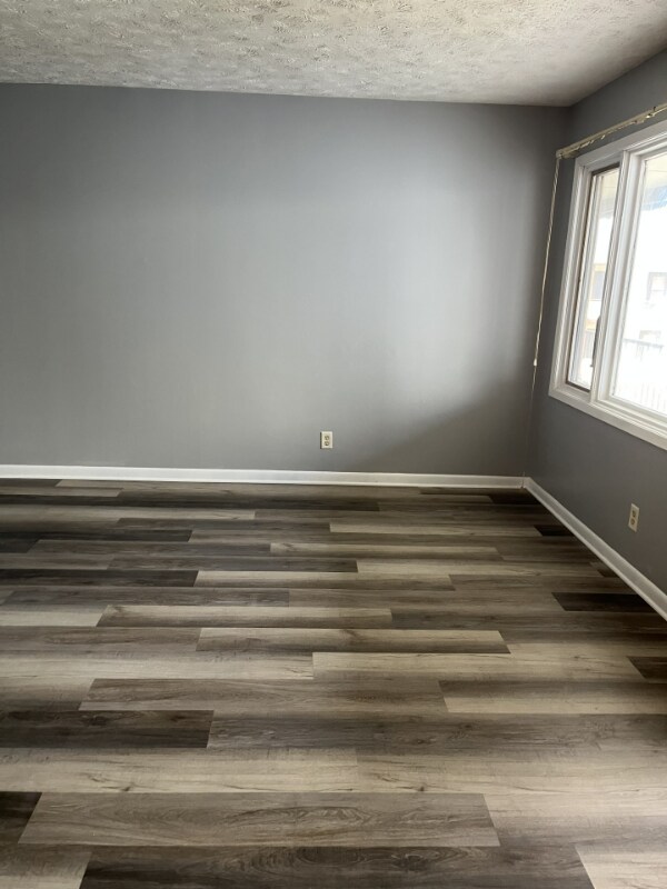 Foto del edificio - 639 E 10th St