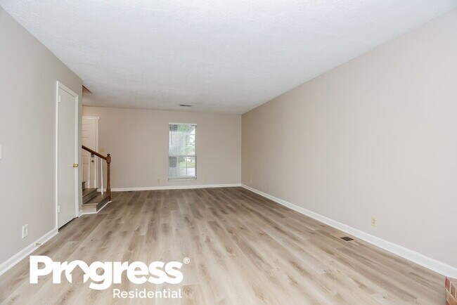 Building Photo - 3233 Autumn Dr