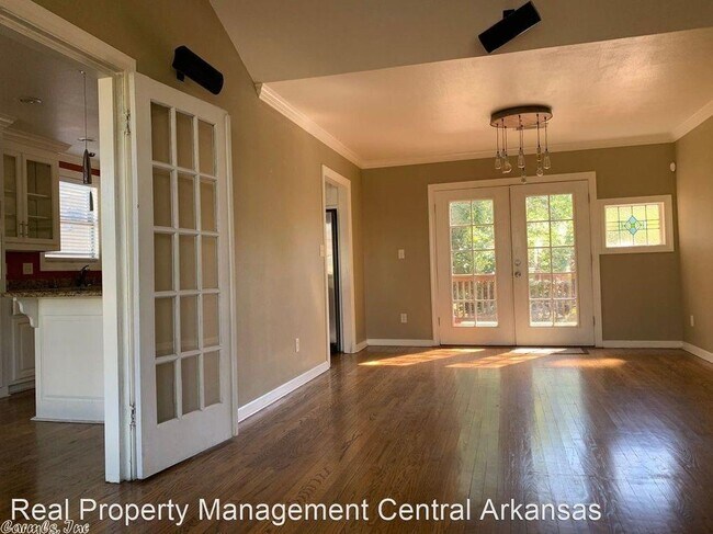 Building Photo - 5821 Cantrell Rd