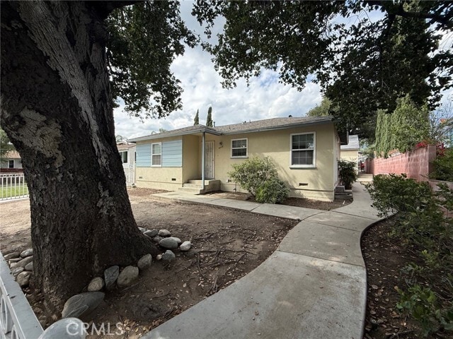 Foto del edificio - 417 E Walnut Ave