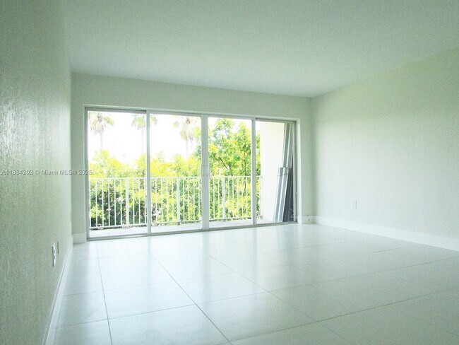 Foto del edificio - 7701 SW 88th St
