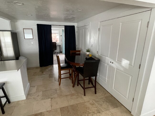 Building Photo - 9949 Sego Lily Dr