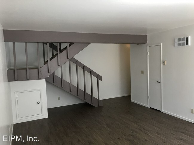 Building Photo - 172 Kingston Ave