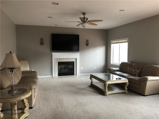 Building Photo - 31090 Bancroft Dr