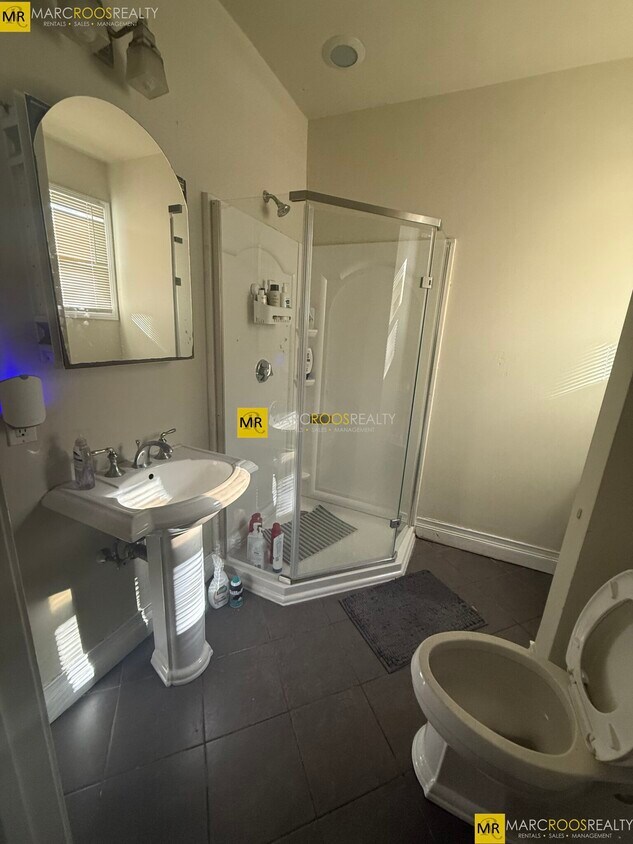 Foto principal - 75 Alleghany St