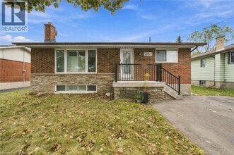 Building Photo - 1052 Fennell Ave E