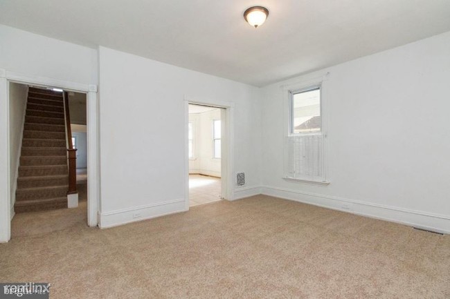 Building Photo - 6 br, 2 bath House - 125 New St