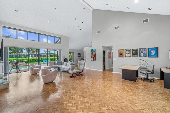 Building Photo - 4295 Bocaire Blvd