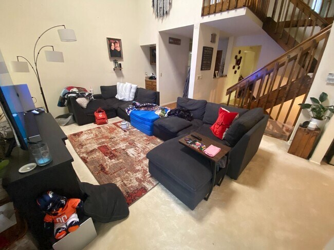 Foto del edificio - 3 br, 3 bath House - 1407 E Nichols Circle