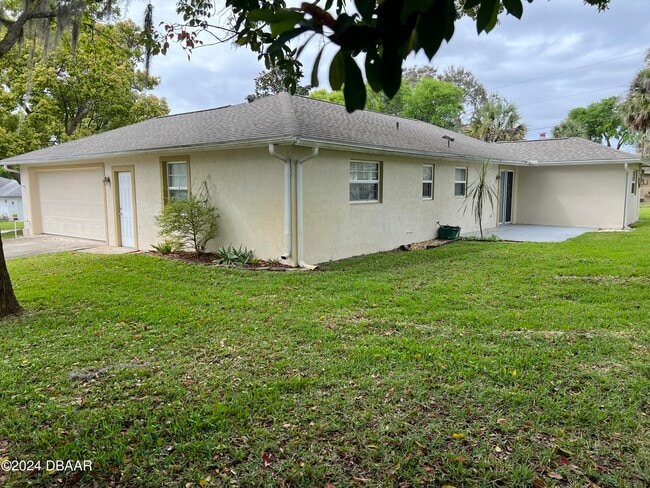 Building Photo - 145 Pinion Cir