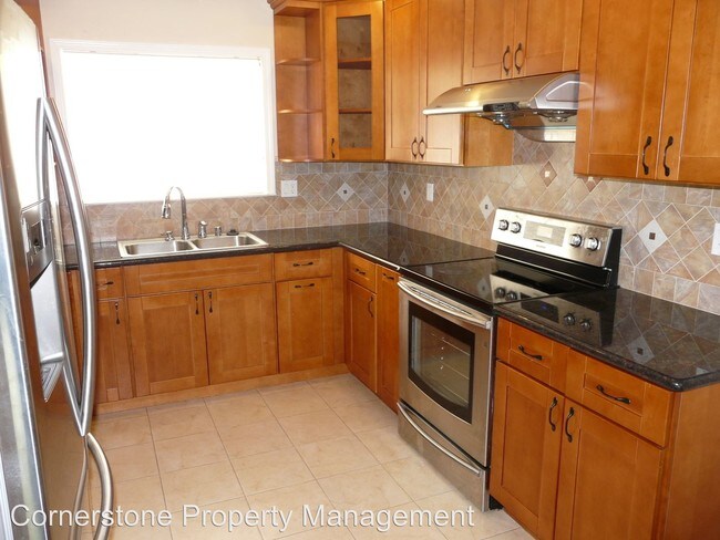 Building Photo - 2150 Lakewood Dr