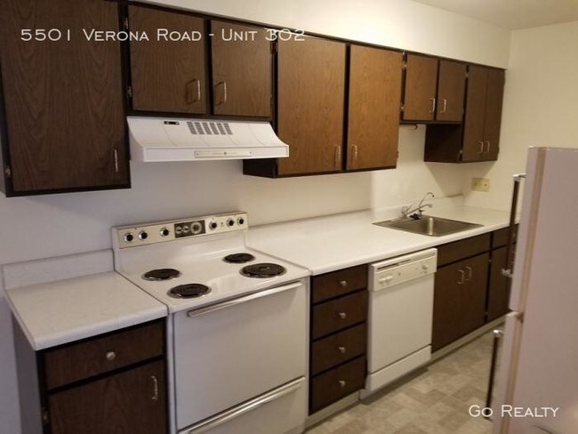 Building Photo - 2 bedroom in Verona PA 15147