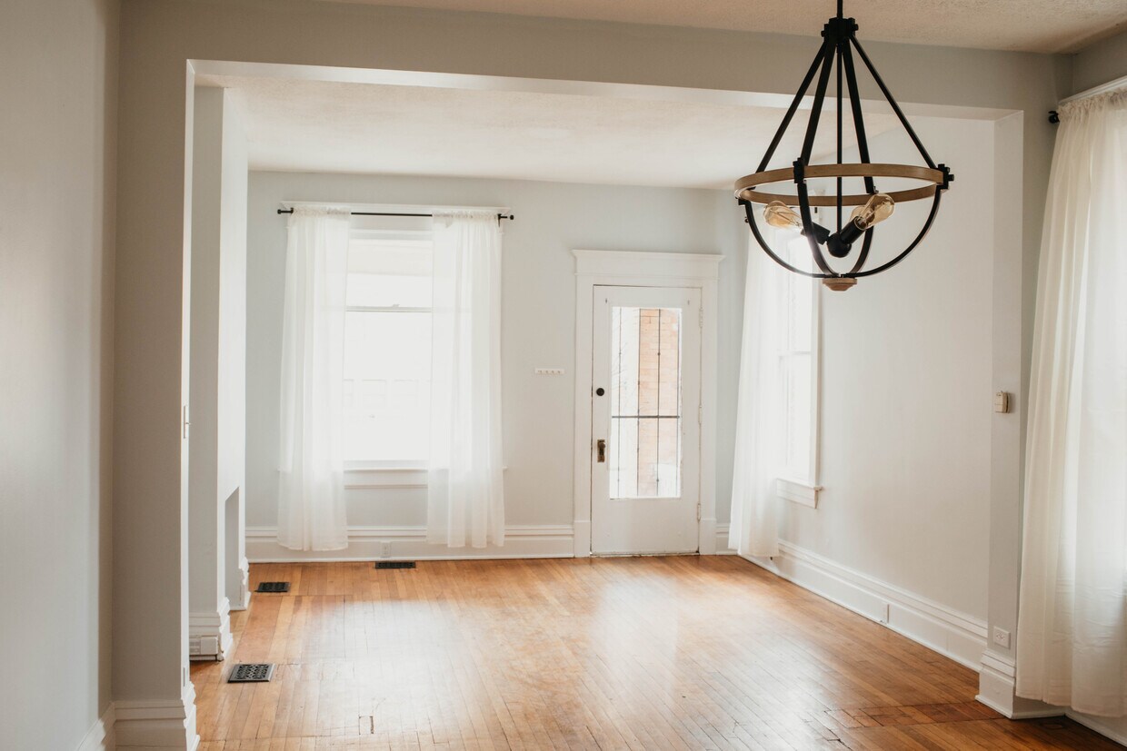 Foto principal - 1552 Bryden Rd
