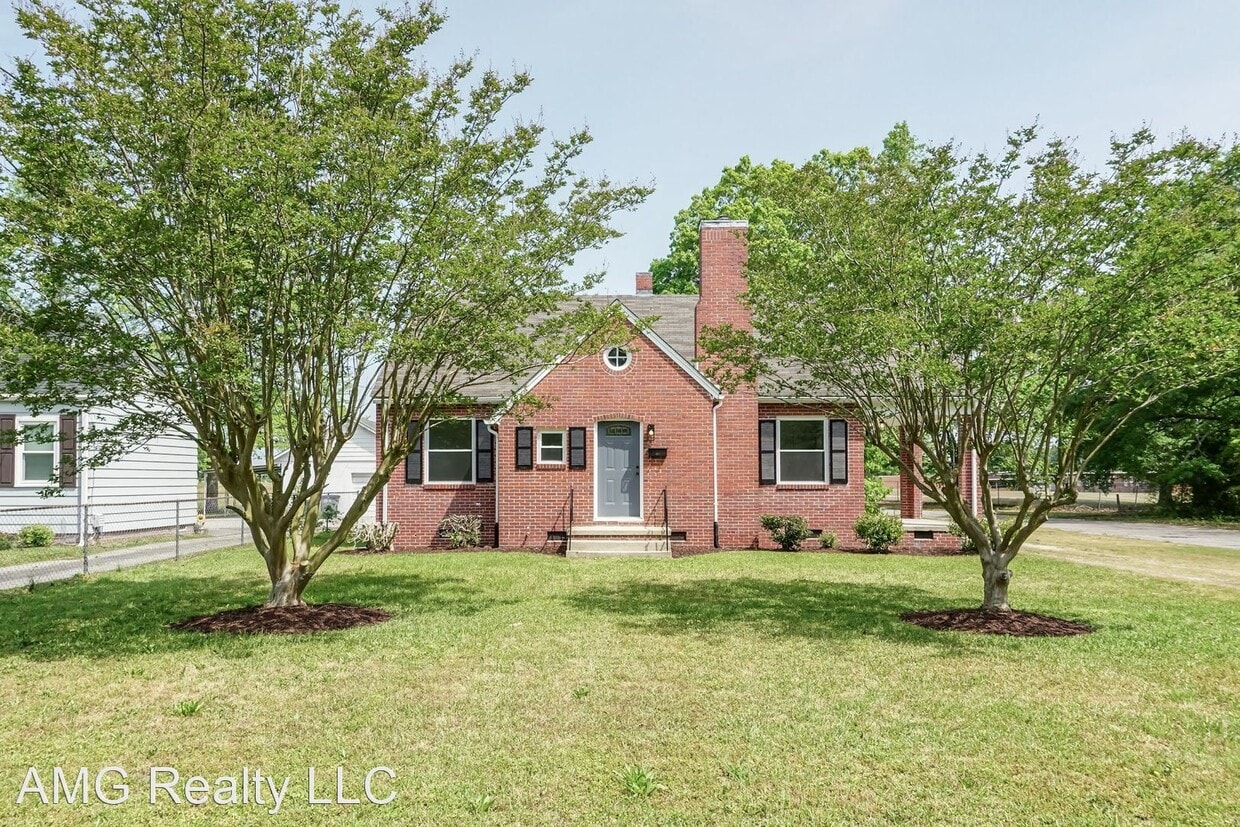 3 br, 1 bath House 1218 Rosewood Ave House Rental in Rocky Mount