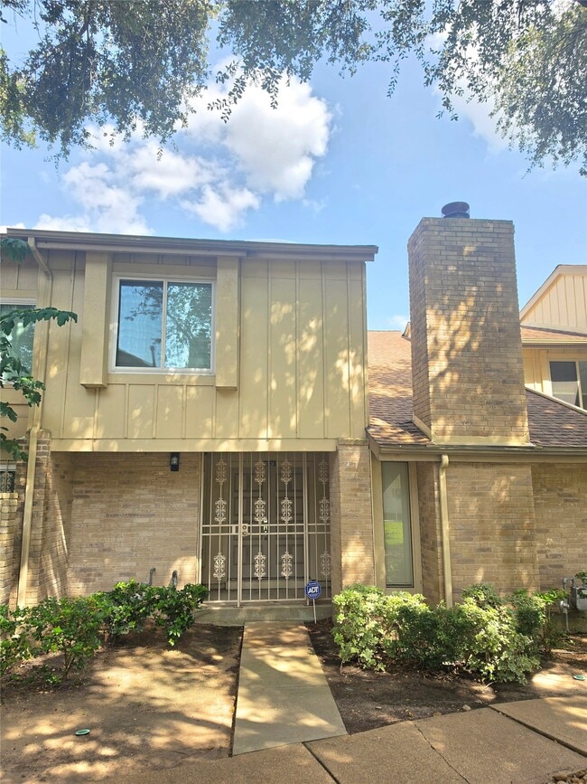 Building Photo - 13638 Garden Grove Ct