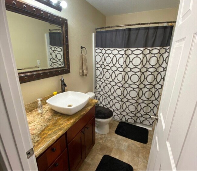 Foto del edificio - 5410 Clarkston St