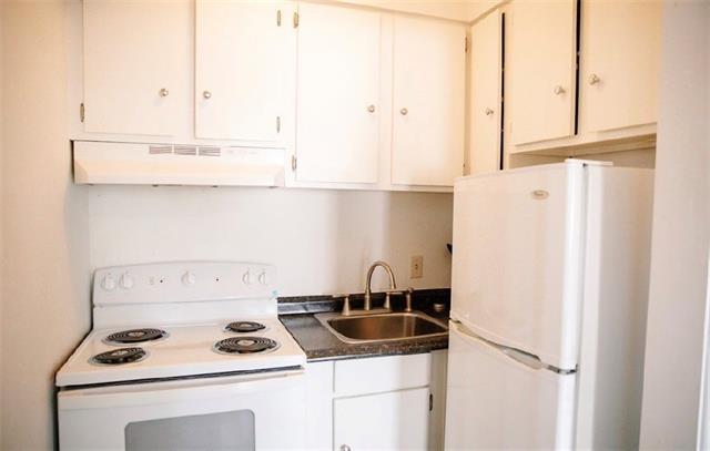 Foto del edificio - 807 Bourbon St