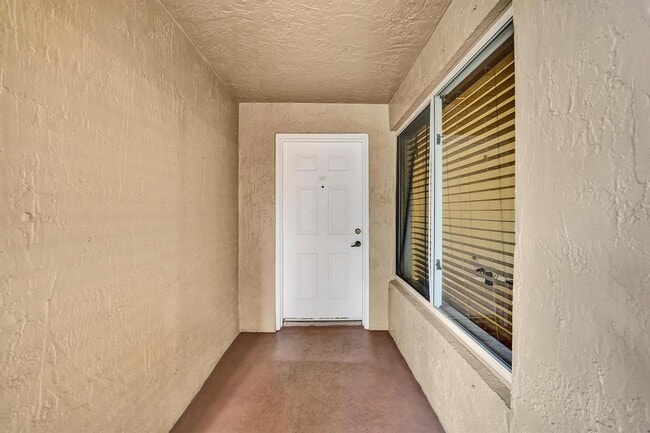 Building Photo - 9470 Tangerine Pl