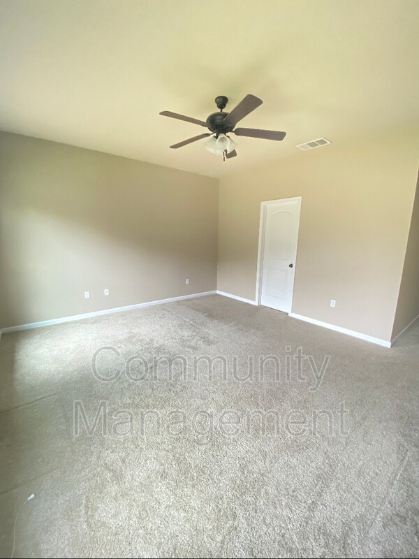 Building Photo - 13947 Arbor Walk Dr