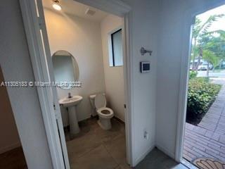 Building Photo - 20737 NE 2nd Ct